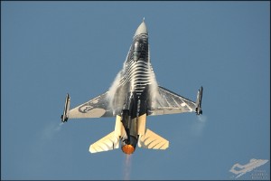 aks_8275a