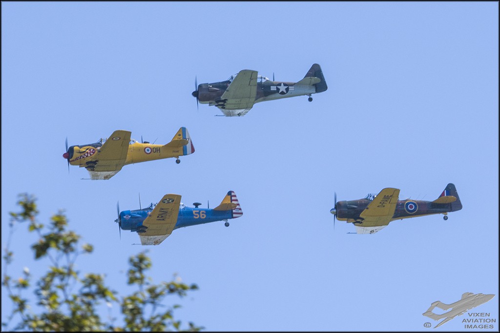 North American T-6 Formation 