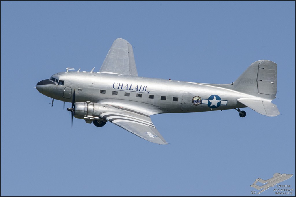 Douglas DC-3 