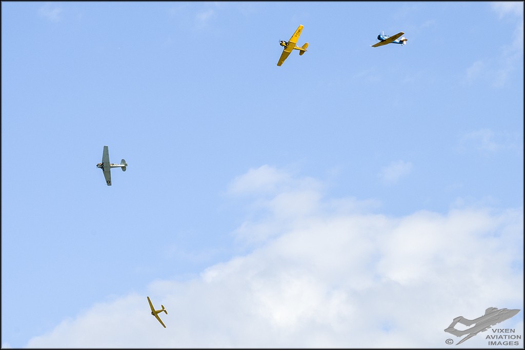 North American T-6 Formation 