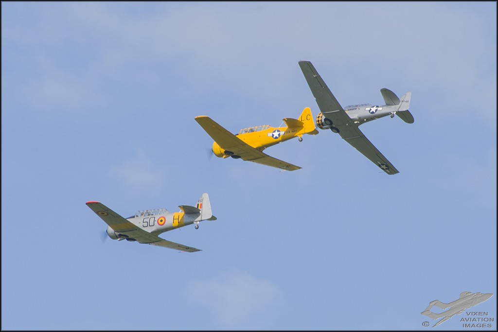 North American T-6 Formation 