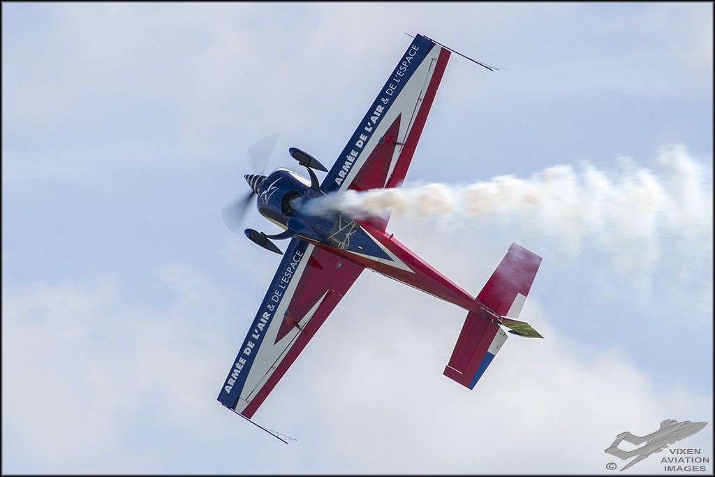 Extra 300 