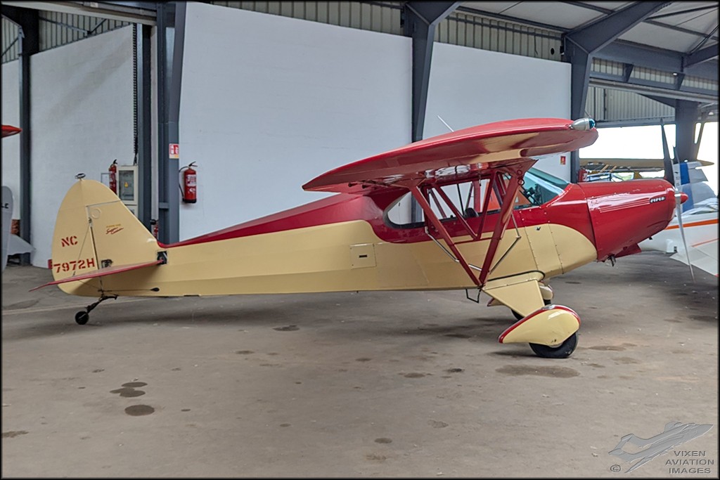 Piper PA-12 Super Cruiser 