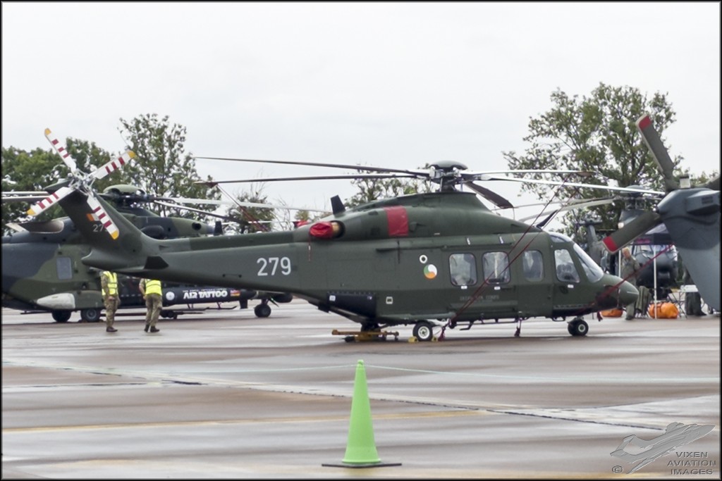 Leonardo AW139 
